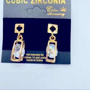 Earrings CZ round dangles set in gold tone box